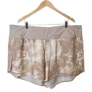 Calia by Carrie Underwood Womens Size 3X Kick It Up Running Shorts Cream Tan